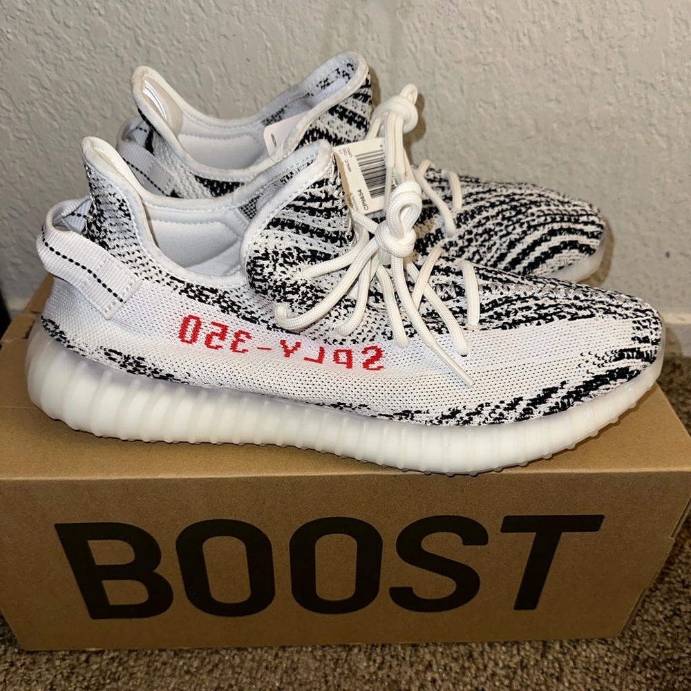 Yeezy Boost 350 Zebra